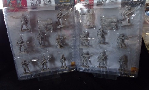 Conte csa army fig plastic - ,